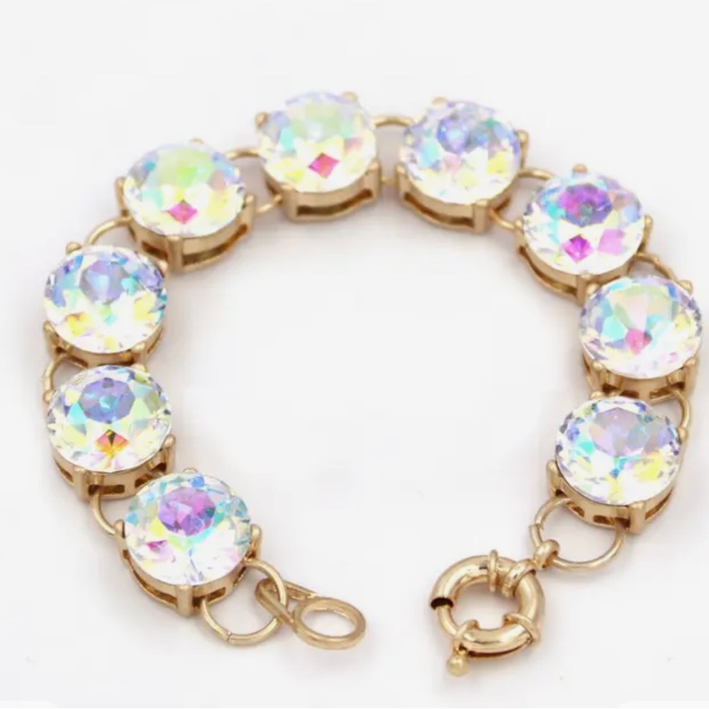 ☀️ Jewelry 2 for $20☀️ Iridescent Crystal Bracelet